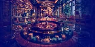 Kartu fitur referral untuk pengguna dewasa